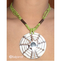 Necklaces With Coconut And Glassbead