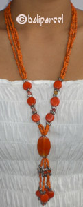 Necklaces With Resin And Glassbead