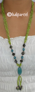 Necklaces With Resin And Glassbead