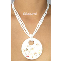 Necklaces With Resin And Glassbead