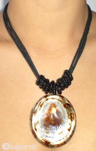 Necklaces With Resin 