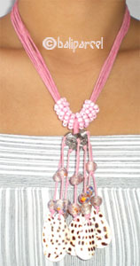 Necklaces With Shell And Glassbead