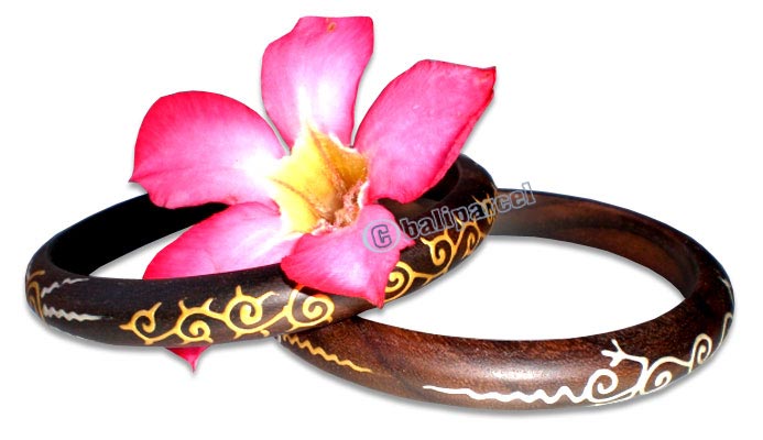 Wooden Bracelet From Sono Wood With Hand Painted.