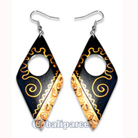 Wooden Earring From Sono Wood With Hand Painted.  