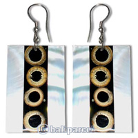 Earring, Handmade Sea Shell Inlaid With Bamboo