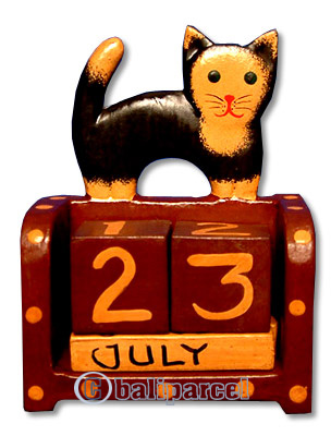 Calendar With Cat, Hadmade From Albesia Wood