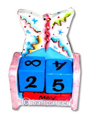 Calendar, Hadmade From Albesia Wood
