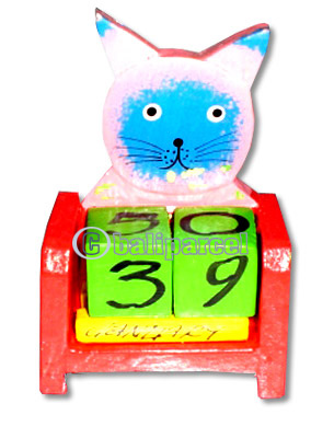 Calendar With Cat, Hadmade From Albesia Wood
