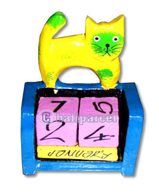 Calendar With Cat, Hadmade From Albesia Wood