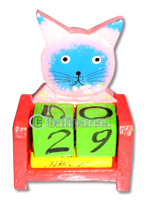 Calendar With Cat, Hadmade From Albesia Wood