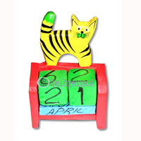 Calendar With Cat, Hadmade From Albesia Wood