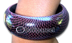 Wooden Bracelet With Hand Painted.