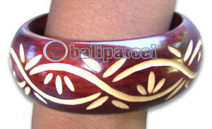 Wooden Bracelet With Handcarved.