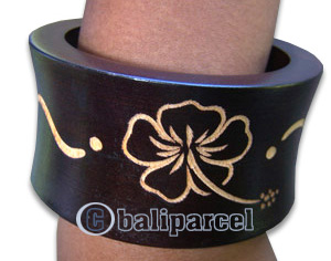Wooden Bracelet With Handcarved.