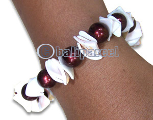 Bracelet, Handmade From Glassbead And Shell.