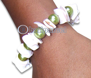 Bracelet, Handmade From Glassbead And Shell.