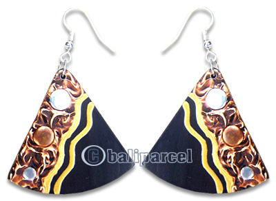 Wooden Earring, Handmade From Sono Wood With Hand Painted.