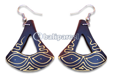 Wooden Earring, Handmade From Sono Wood With Hand Painted.