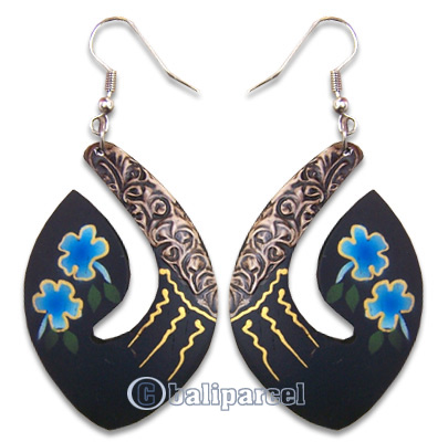 Wooden Earring, Handmade From Sono Wood With Hand Painted.
