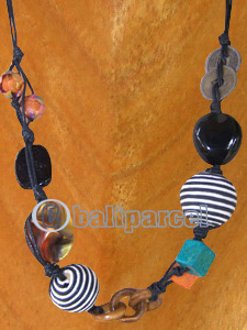 Necklaces, Handmade From Resin And Glassbead.