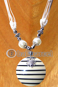 Necklaces, Handmade From Resin And Glassbead, Catton String.