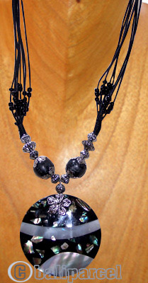 Necklaces, Handmade From Shell, Glassbead And Cotton String.