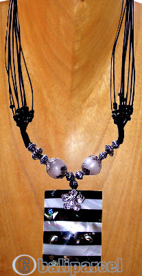 Necklaces, Handmade From Shell, Glassbead And Cotton String.