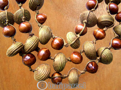 Necklaces, Handmade From Wooden & Cotton Ball.