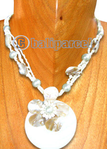 Necklaces, Handmade From Glassbead And Shell.