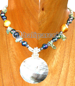 Necklaces, Handmade From Shell, Resin, Glass Beads And Cotton String