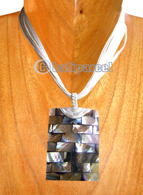 Necklaces, Handmade From Resin Inlaid With Shell, Catton String.