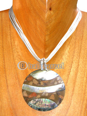 Necklaces, Handmade From Resin Inlaid With Shell, Glass Beads And Cotton String