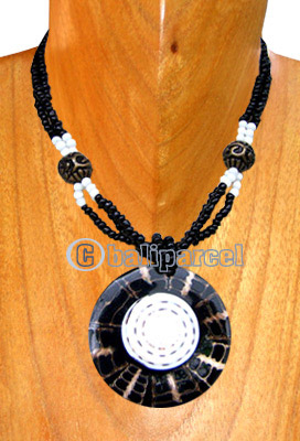 Necklaces, Handmade From Shell, Resin, And Glassbead.
