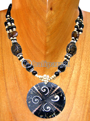 Necklaces, Handmade From Shell, Resin, And Glassbead.