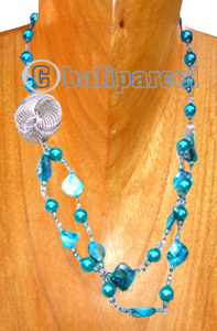 Necklaces, Handmade From Glassbead And Shell.