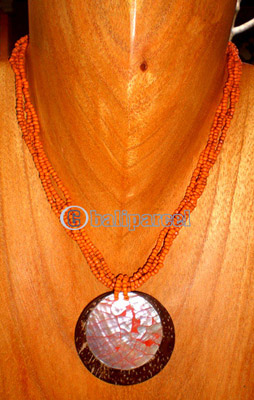 Necklace, Handmade From Resin Inlaid With Shell, Coconut Shell And Glass Beads.