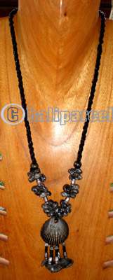 Necklace, Handmade From Coconut Shell Glass Beads And Shell