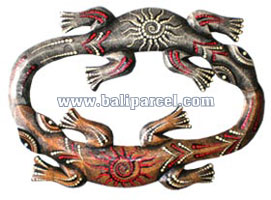 Double Geckos Dot Art Wall Plaque, Hand Carved From Albesia Wood.