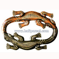 Double Geckos Dot Art Wall Plaque, Hand Carved From Albesia Wood.
