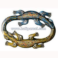 Double Geckos Dot Art Wall Plaque, Hand Carved From Albesia Wood.