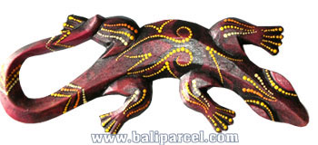 Singel Gecko Dot Art Wall Plaque, Handcarved From Albesia Wood