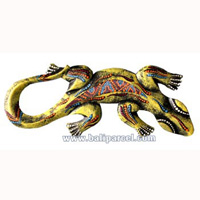 Singel Gecko Dot Art Wall Plaque, Handcarved From Albesia Wood