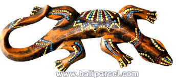 Singel Gecko Dot Art Wall Plaque, Handcarved From Albesia Wood