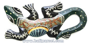 Singel Gecko Dot Art Wall Plaque, Handcarved From Albesia Wood