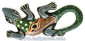 Singel Gecko Dot Art Wall Plaque, Handcarved From Albesia Wood