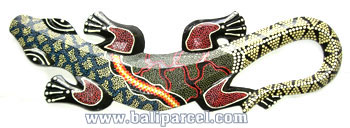 Singel Gecko Dot Art Wall Plaque, Handcarved From Albesia Wood