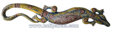 Singel Gecko Dot Art Wall Plaque, Handcarved From Albesia Wood