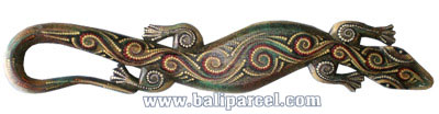 Singel Gecko Dot Art Wall Plaque, Handcarved From Albesia Wood