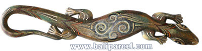 Singel Gecko Dot Art Wall Plaque, Handcarved From Albesia Wood