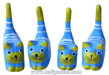 Wooden Cat Set Of 4 With Painted, Hand Carved From Albesia Wood
